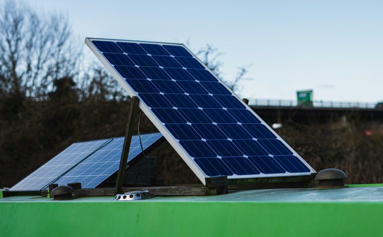 Green Innovation in Germany: Rolls-Royce’s Hydrogen Push and the Promise of Agri-Photovoltaics